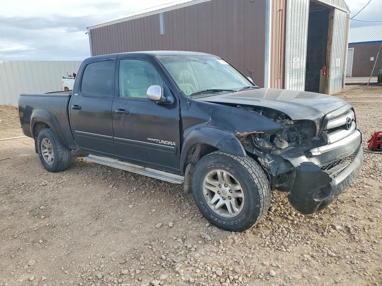 2004 TOYOTA TUNDRA photo 4