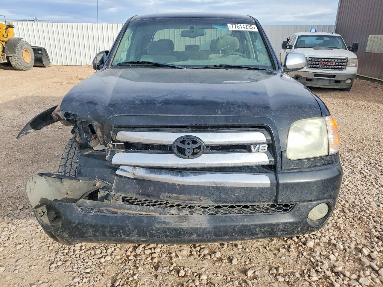 2004 TOYOTA TUNDRA photo 5