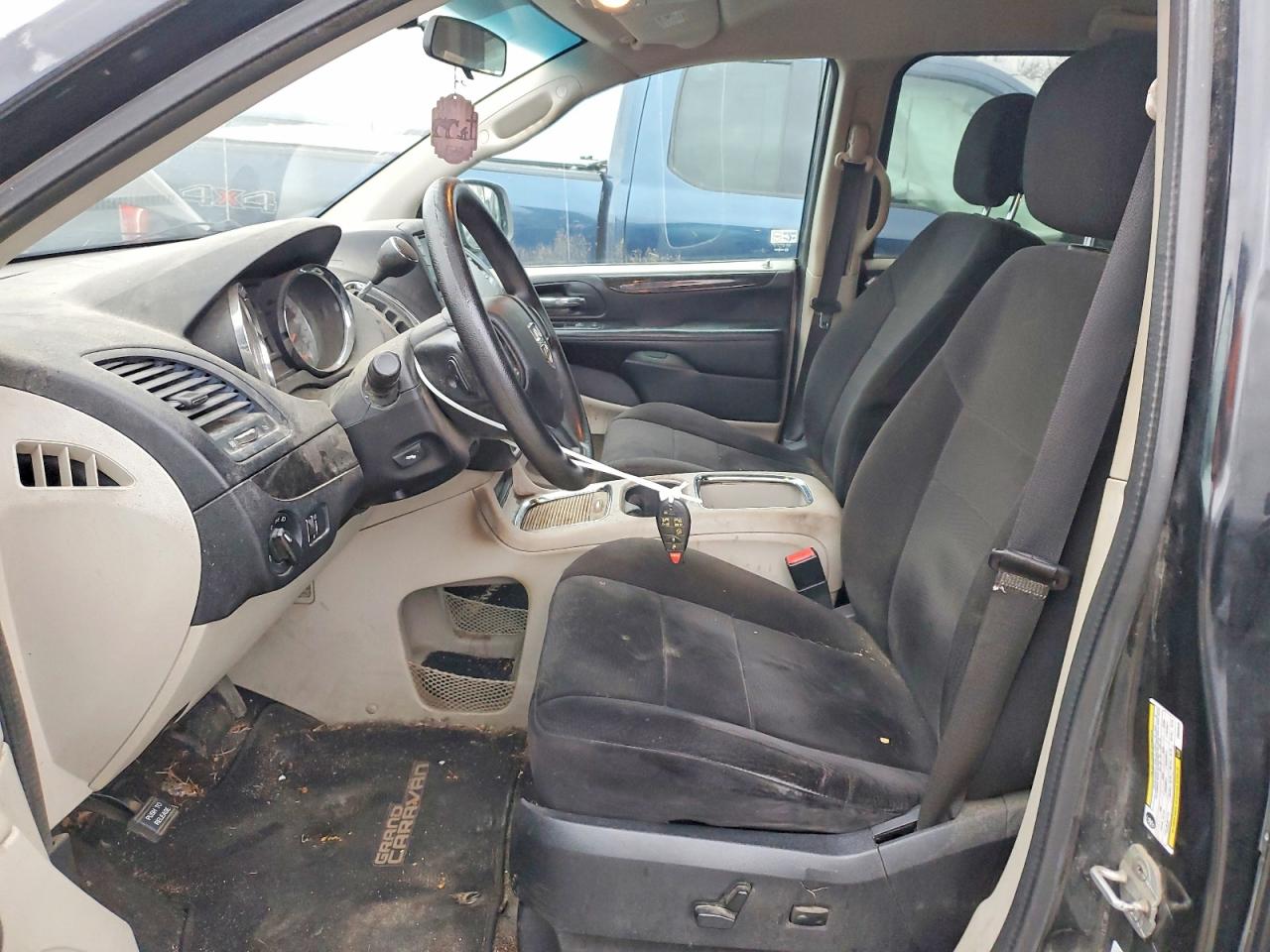 2012 DODGE GRAND CARAVAN SXT photo 13