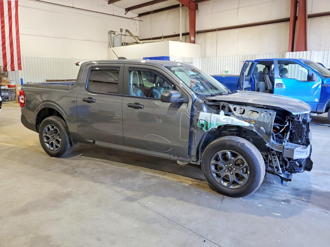 2025 FORD MAVERICK XLT photo 4