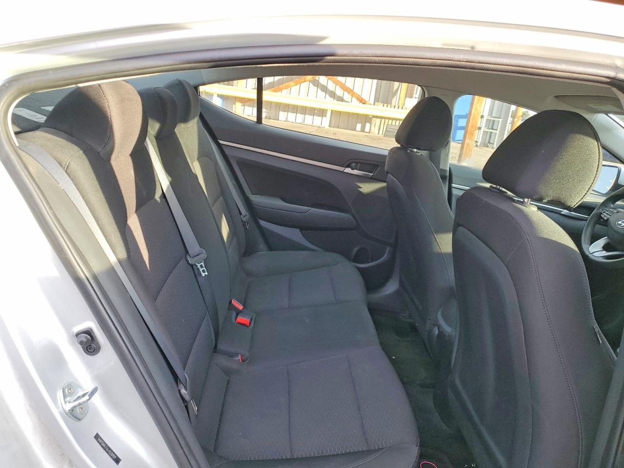 2020 HYUNDAI ELANTRA SEL photo 19