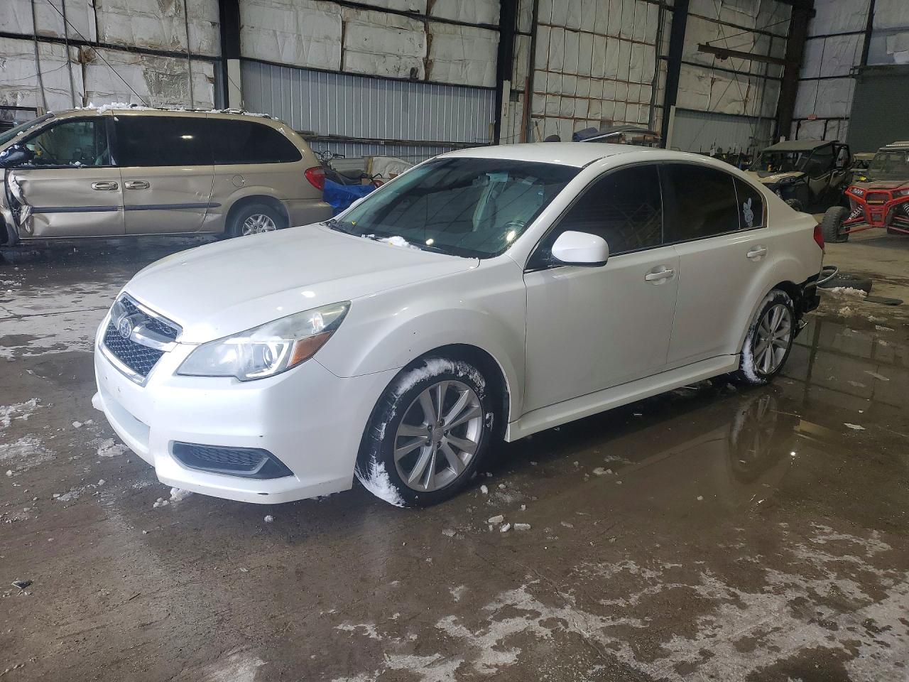 2013 SUBARU LEGACY