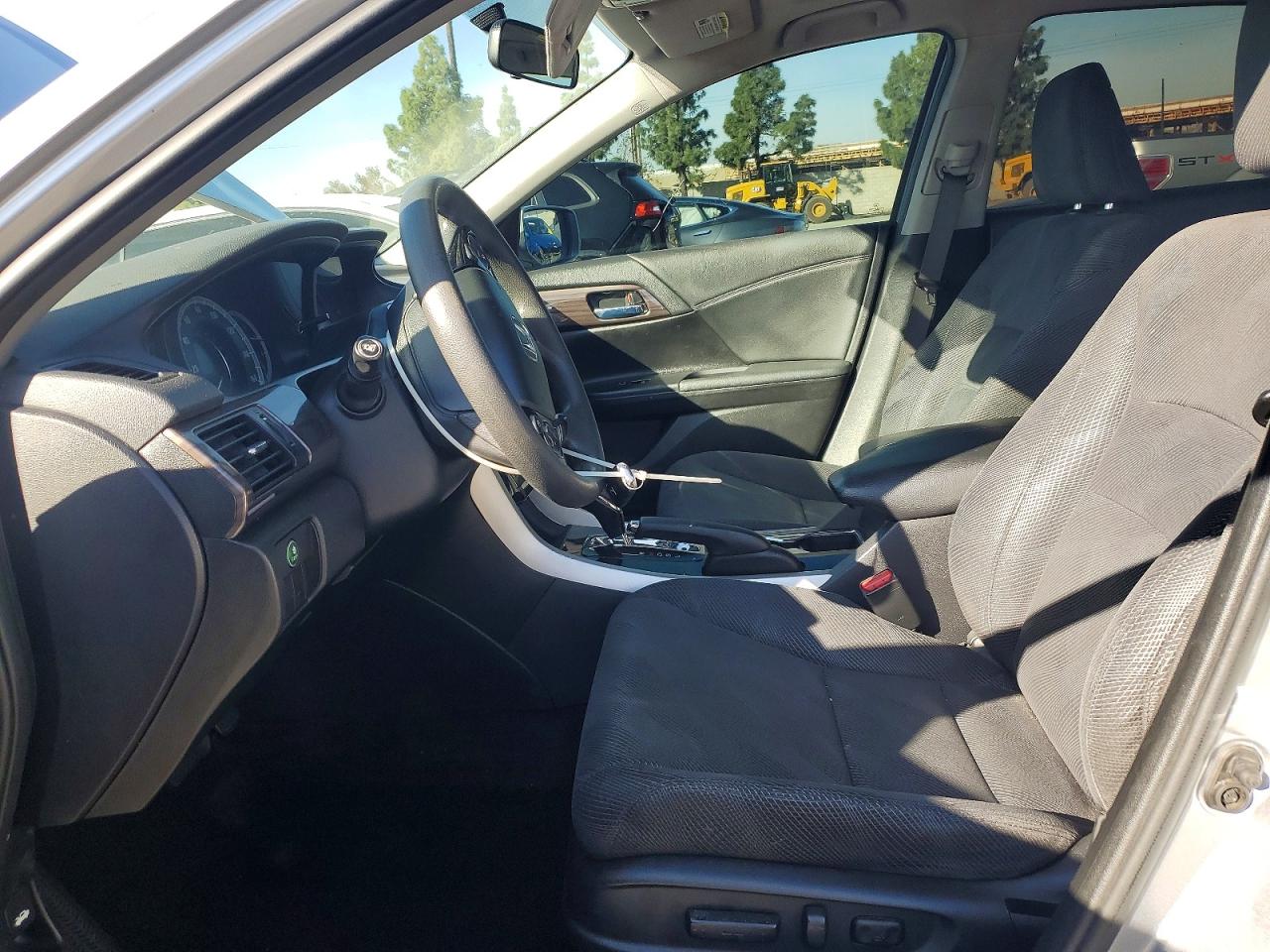 2017 HONDA ACCORD EX photo 7