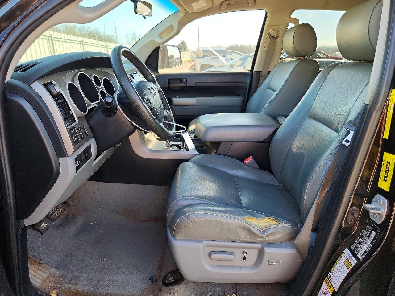 2010 TOYOTA TUNDRA CREWMAX SR5 photo 7