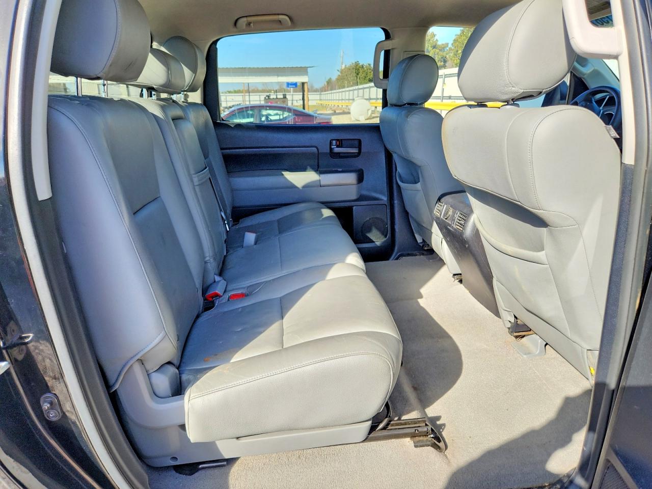 2010 TOYOTA TUNDRA CREWMAX SR5 photo 10