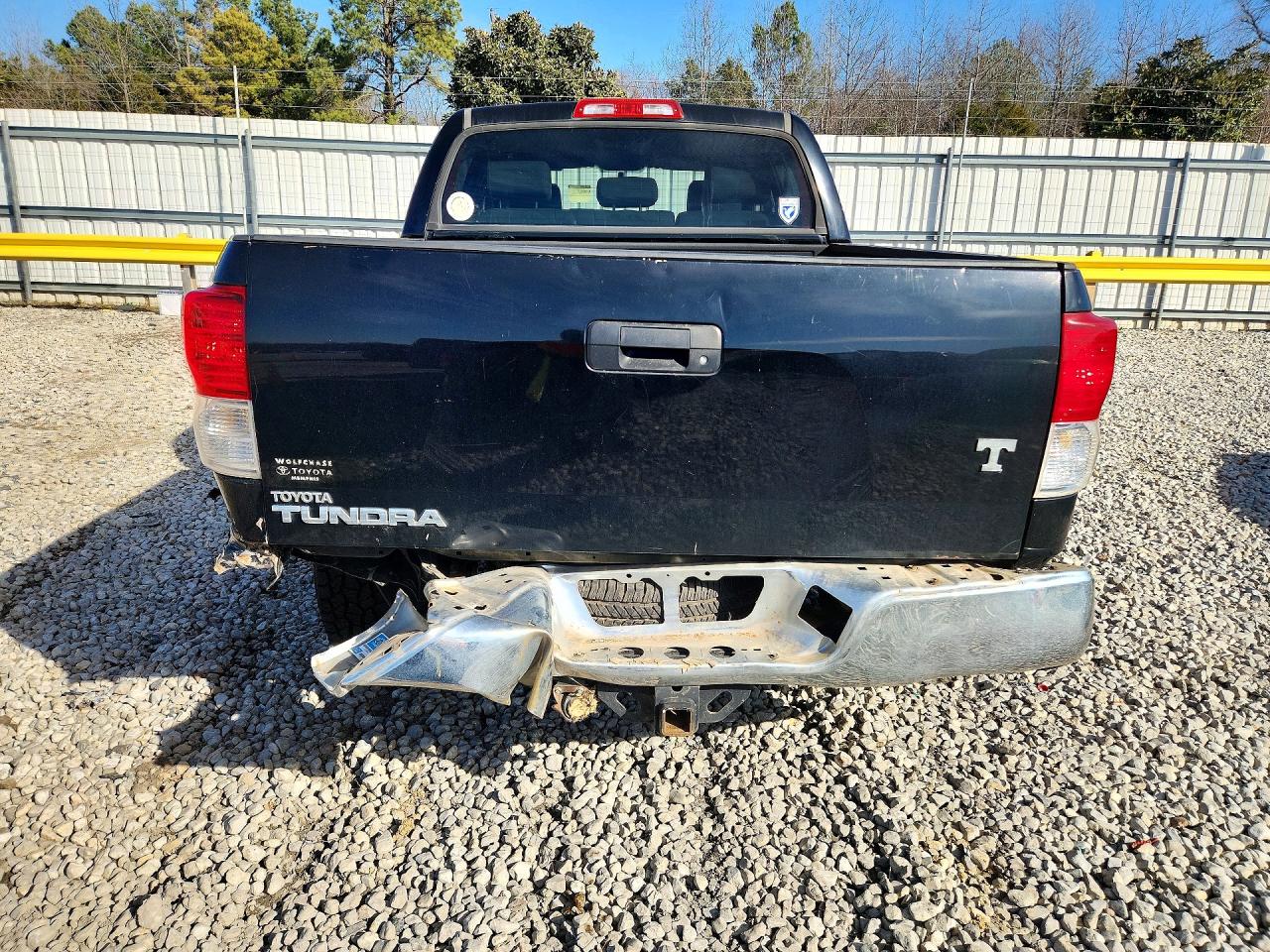2010 TOYOTA TUNDRA CREWMAX SR5 photo 6