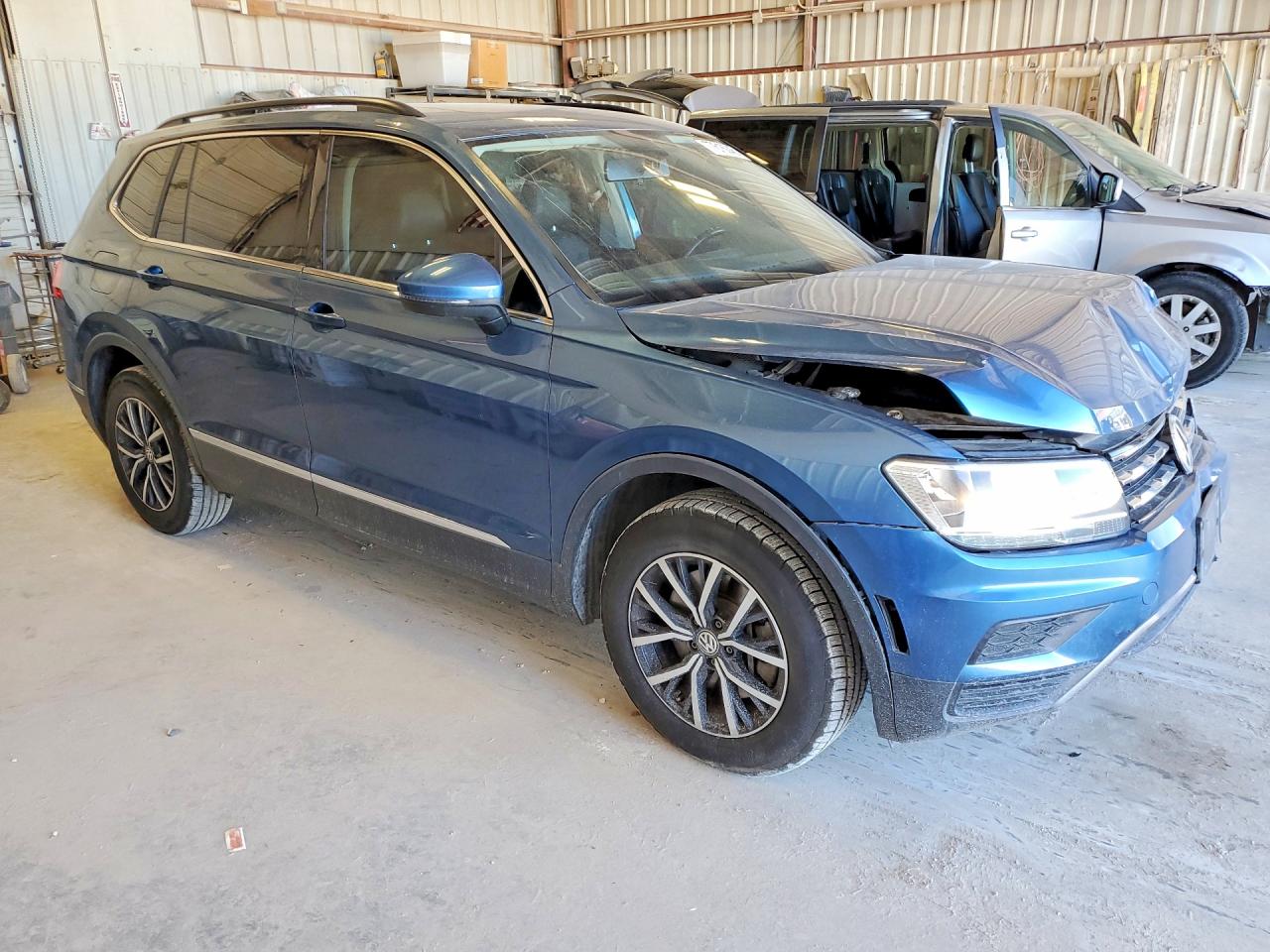 2020 VOLKSWAGEN TIGUAN SE photo 10