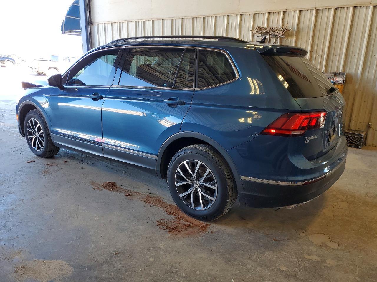 2020 VOLKSWAGEN TIGUAN SE photo 4