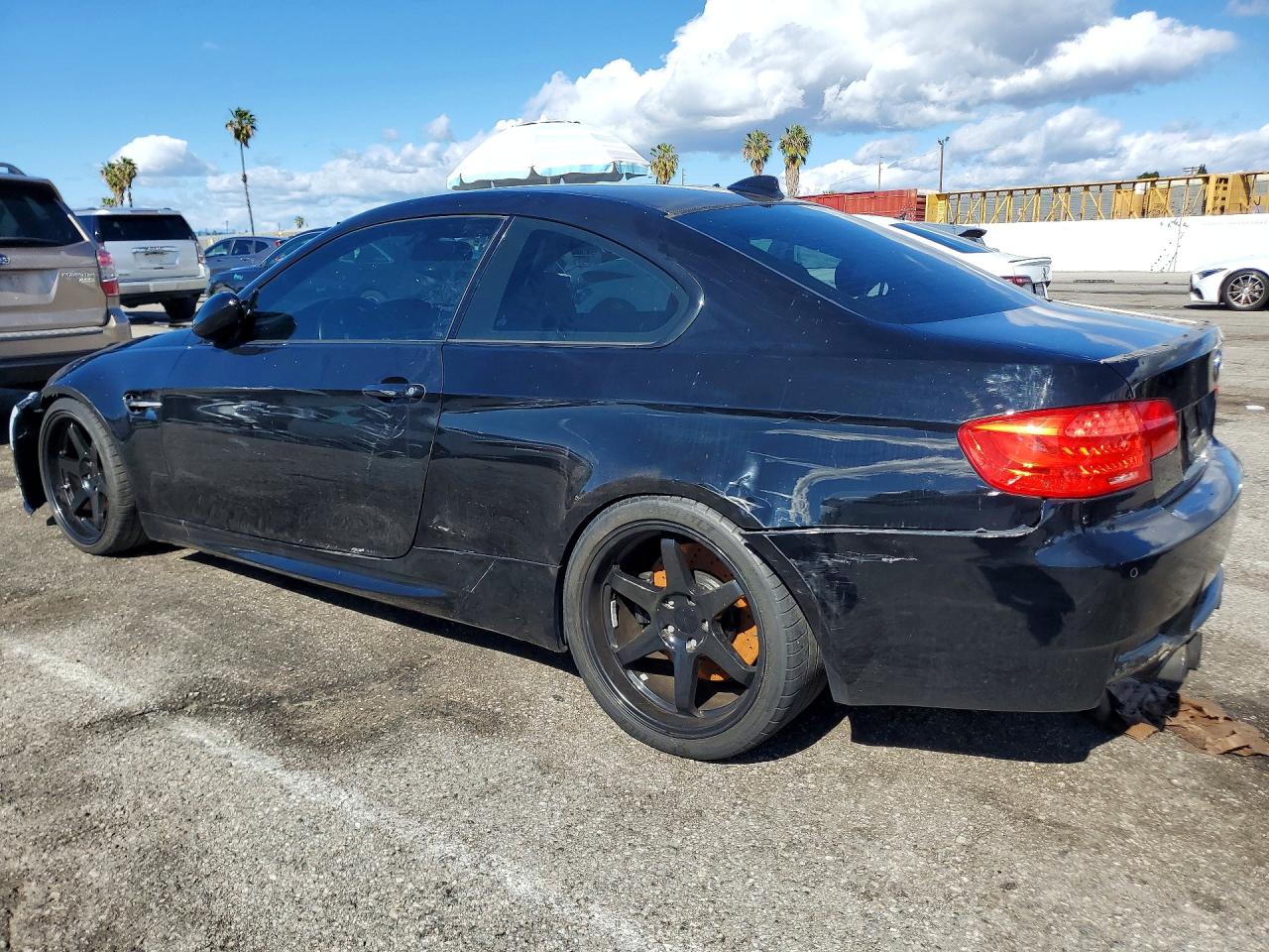 2011 BMW M3 photo 3