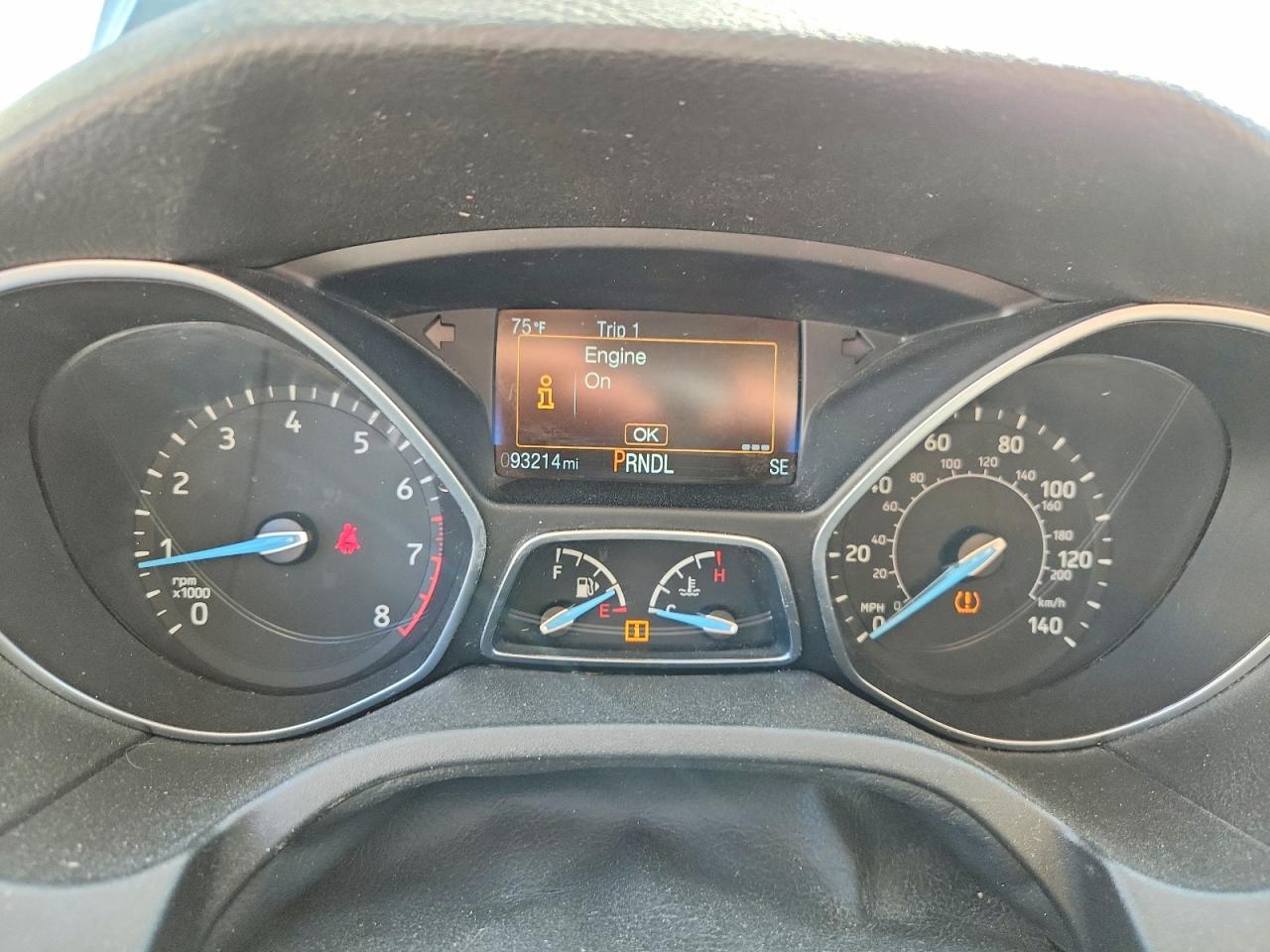 2018 FORD FOCUS SE photo 9