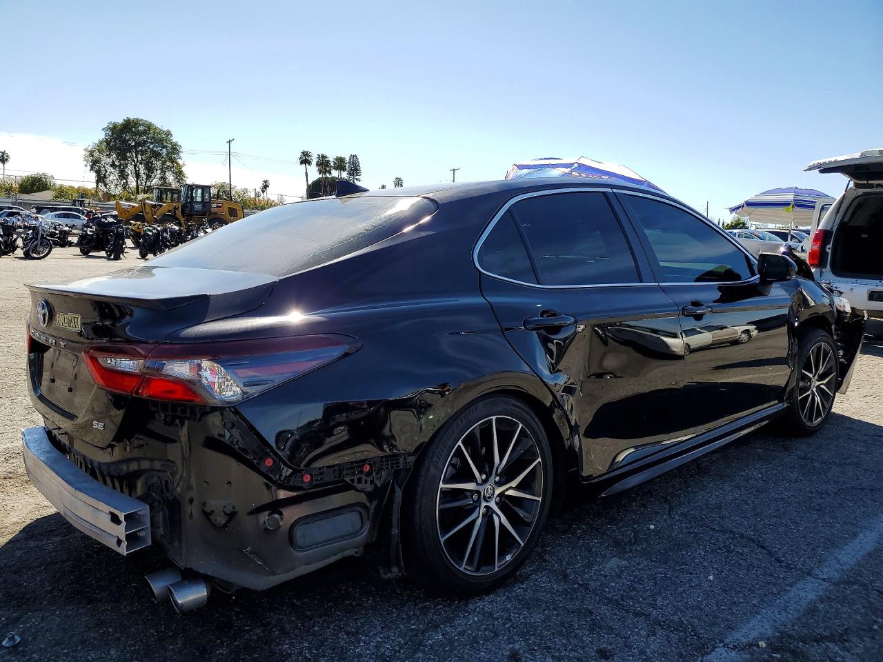 2024 TOYOTA CAMRY SE NIGHT SHADE photo 3