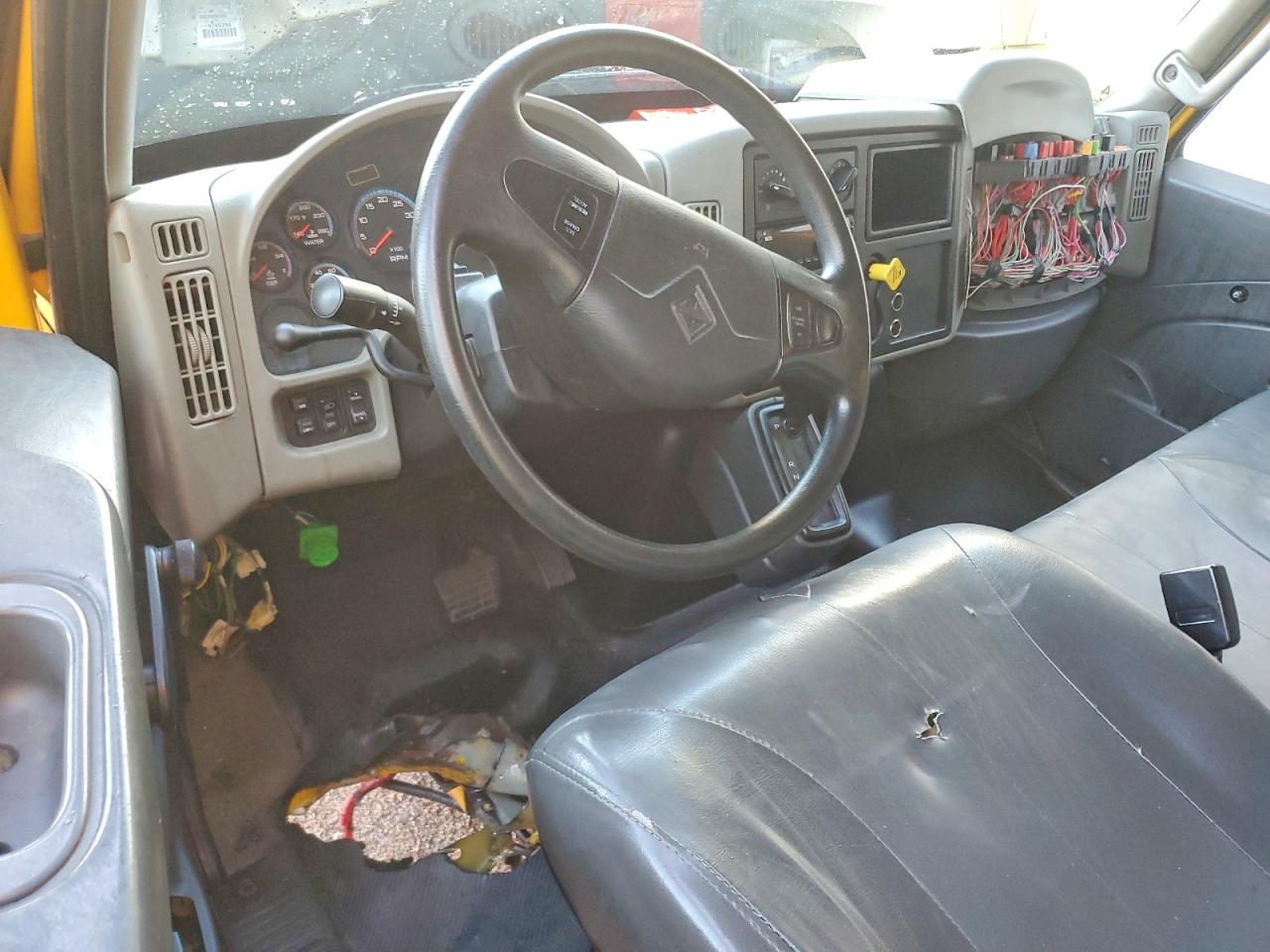 2018 INTERNATIONAL 4300 BOX TRUCK photo 15