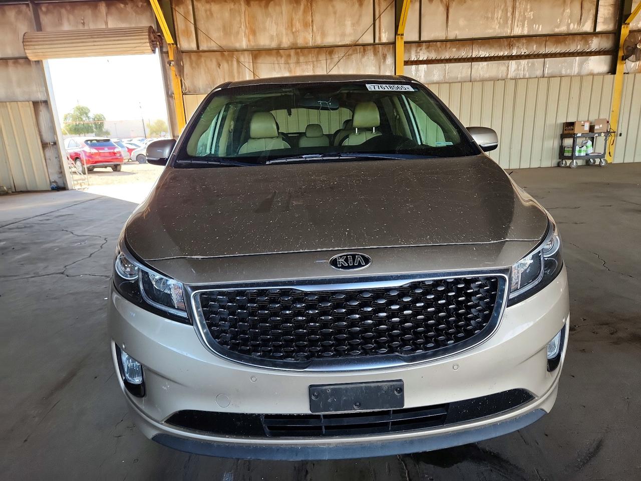 2017 KIA SEDONA EX photo 5