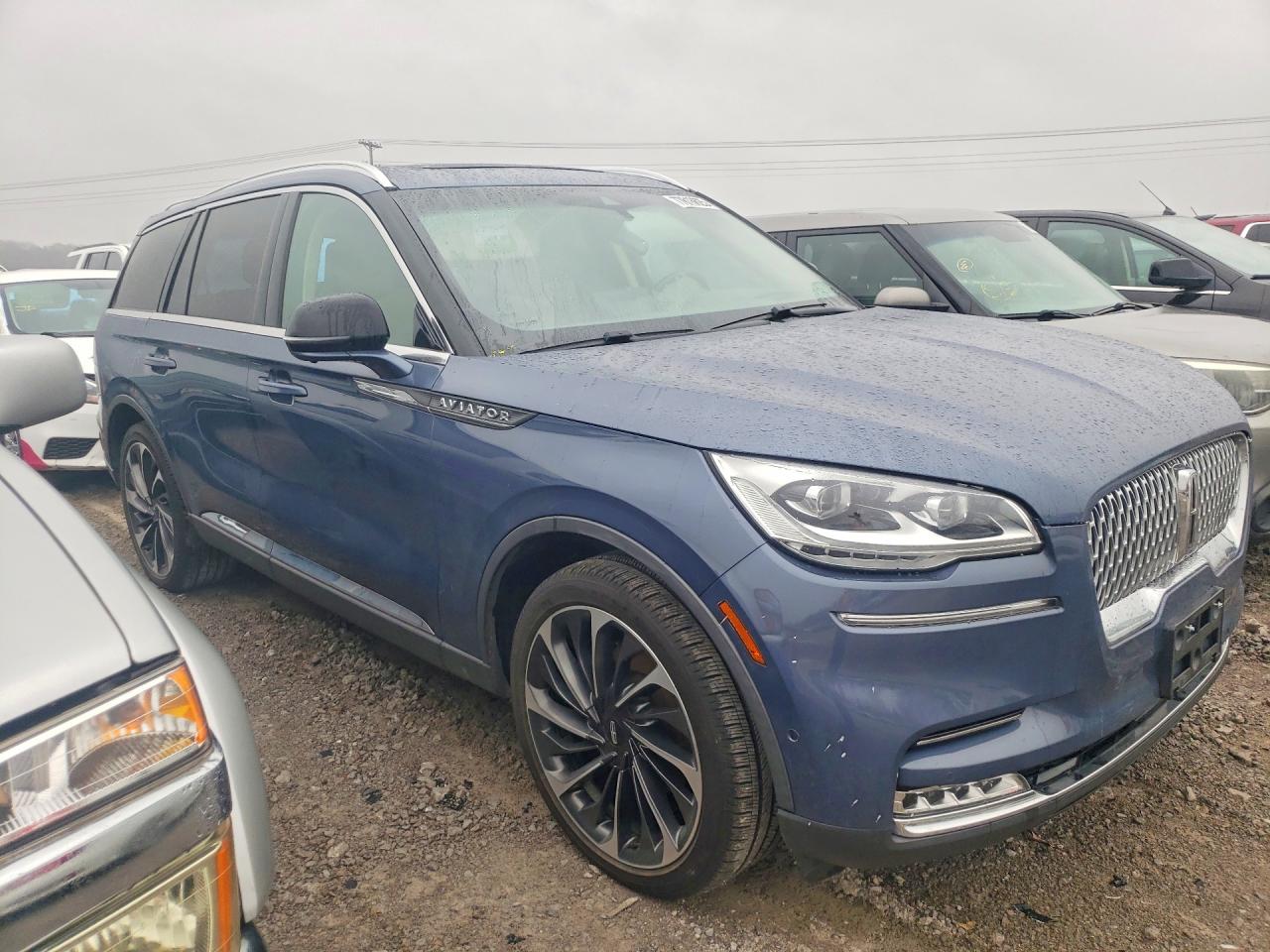 2021 LINCOLN AVIATOR RESERVE photo 10