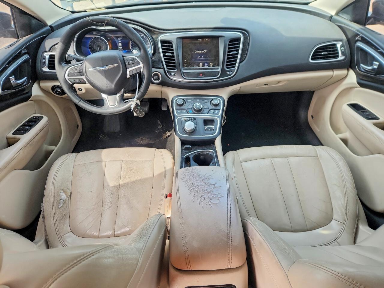 2016 CHRYSLER 200 C photo 8