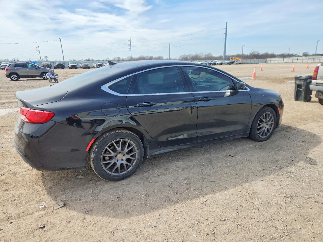 2016 CHRYSLER 200 C photo 3