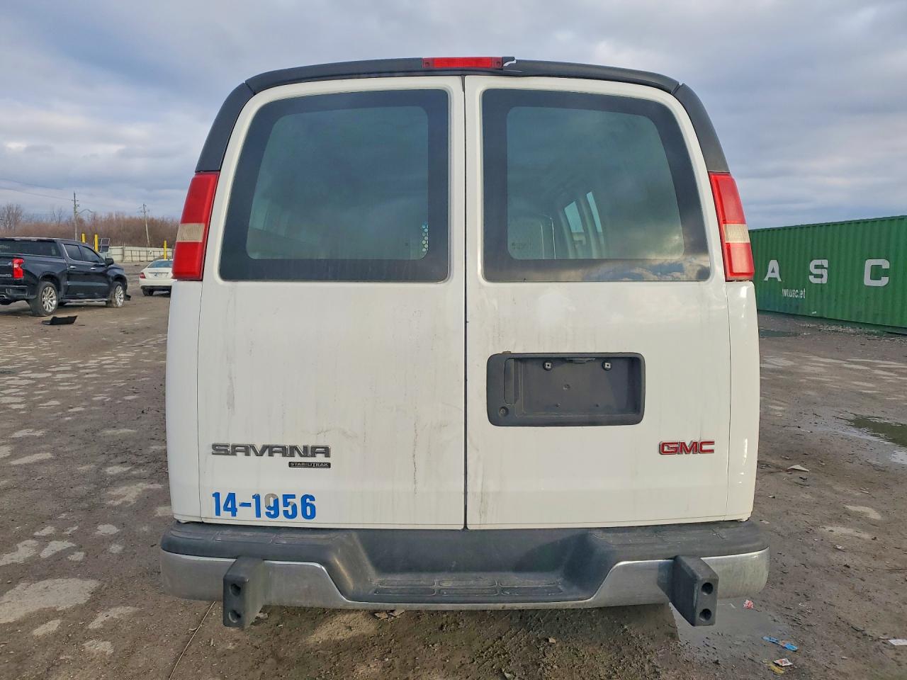 2014 GMC SAVANA 2500 CARGO DELIVERY VAN photo 16