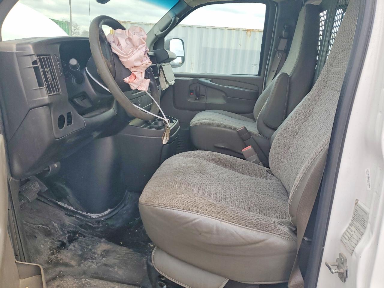 2014 GMC SAVANA 2500 CARGO DELIVERY VAN photo 19