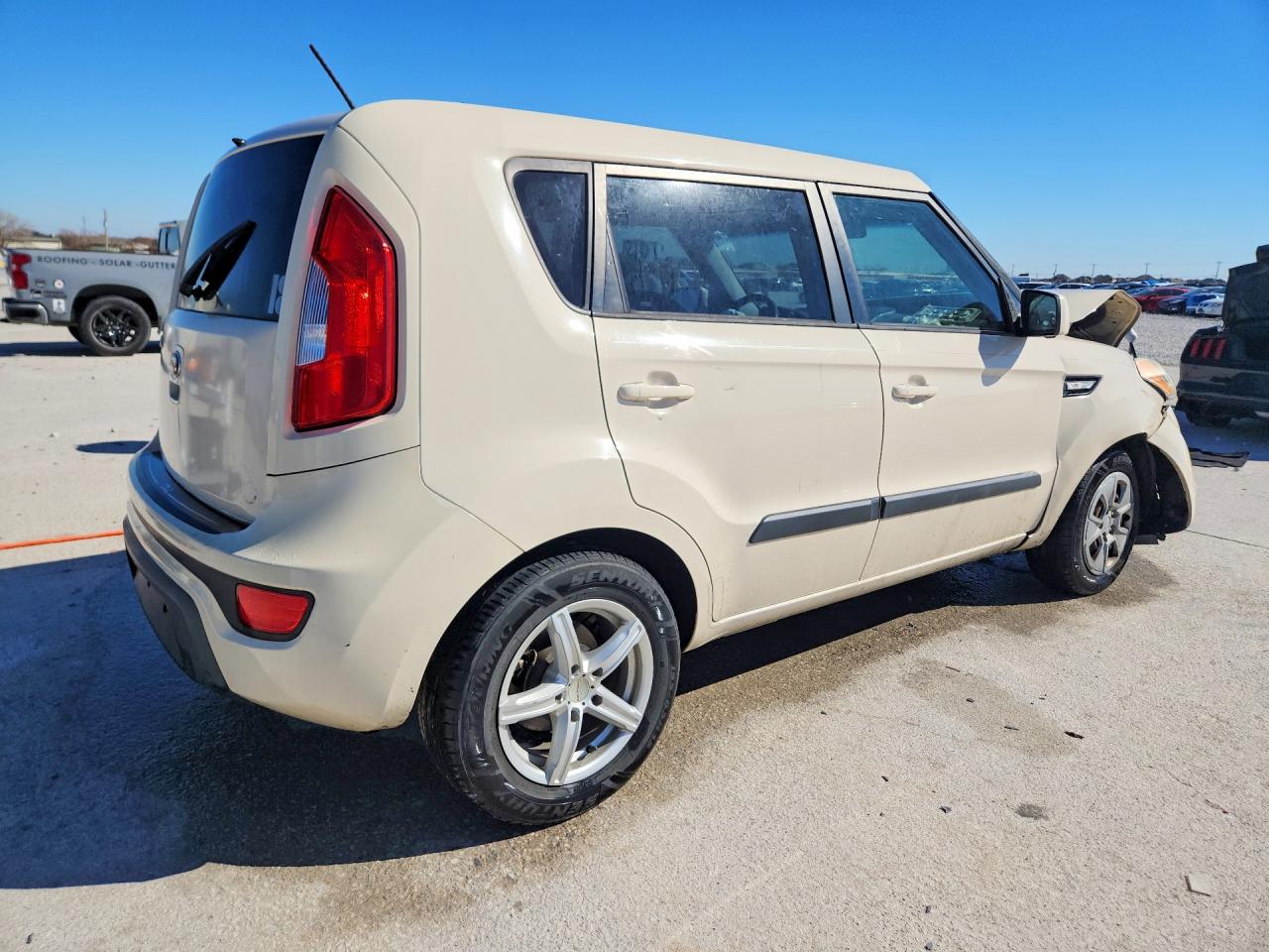 2013 KIA SOUL BASE photo 5