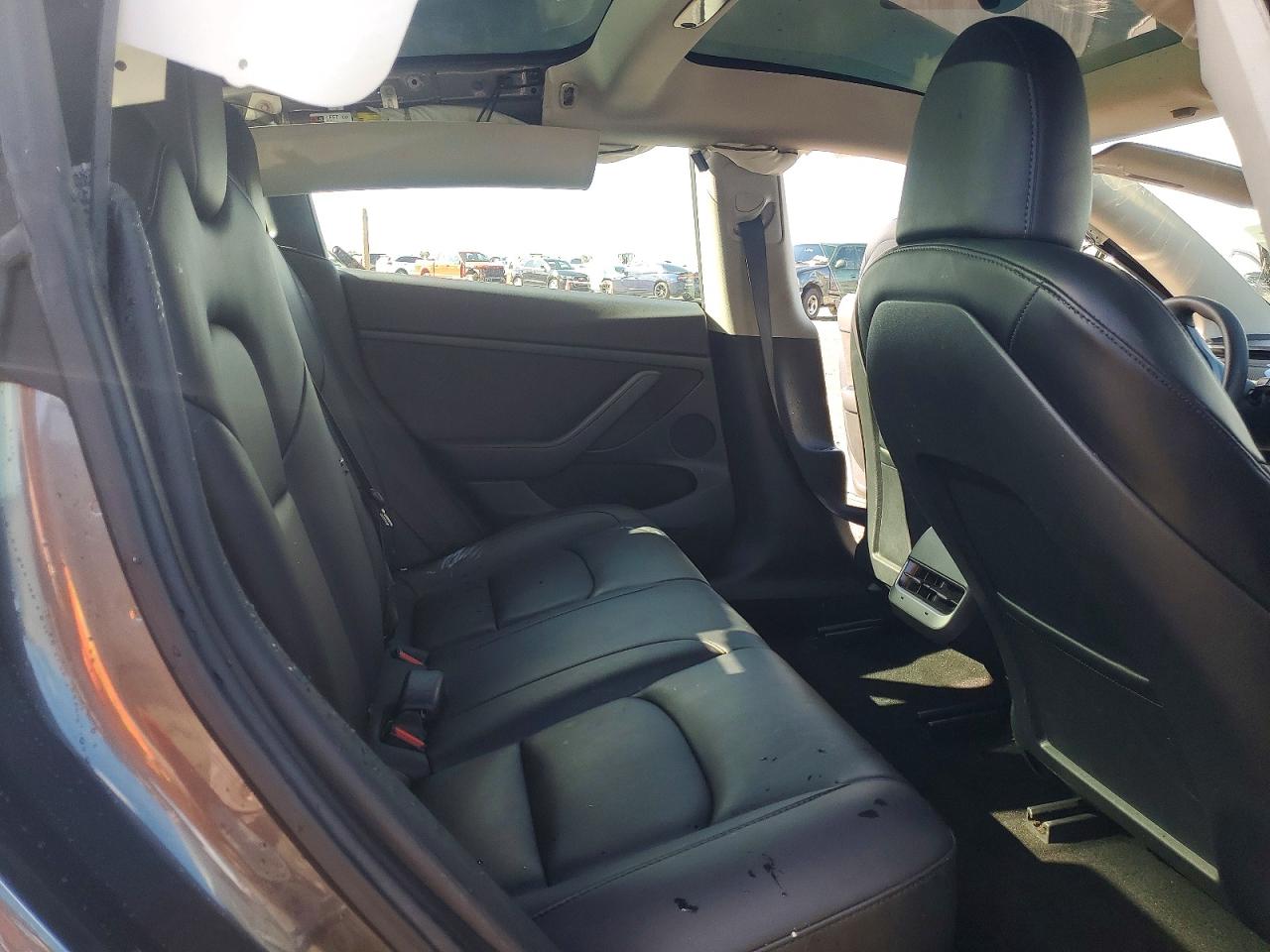 2023 TESLA MODEL 3 photo 19