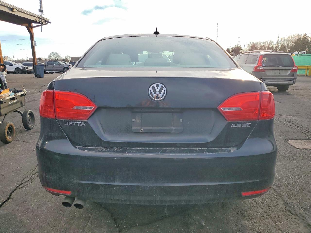 2013 VOLKSWAGEN JETTA SE photo 6