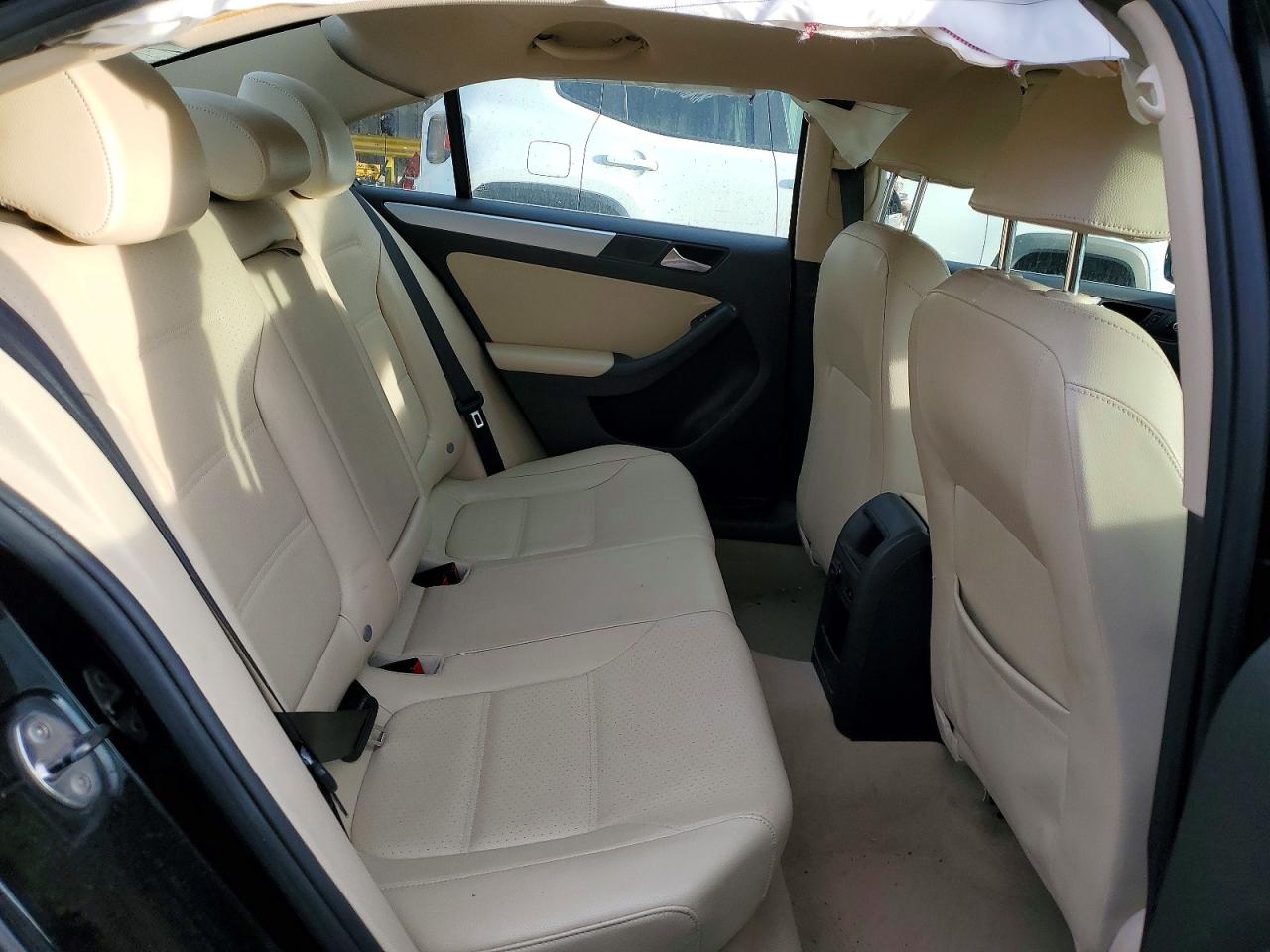 2013 VOLKSWAGEN JETTA SE photo 10