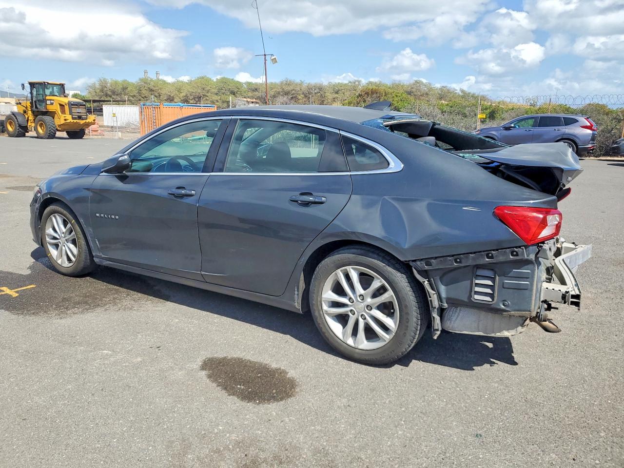 2017 CHEVROLET MALIBU LT photo 3