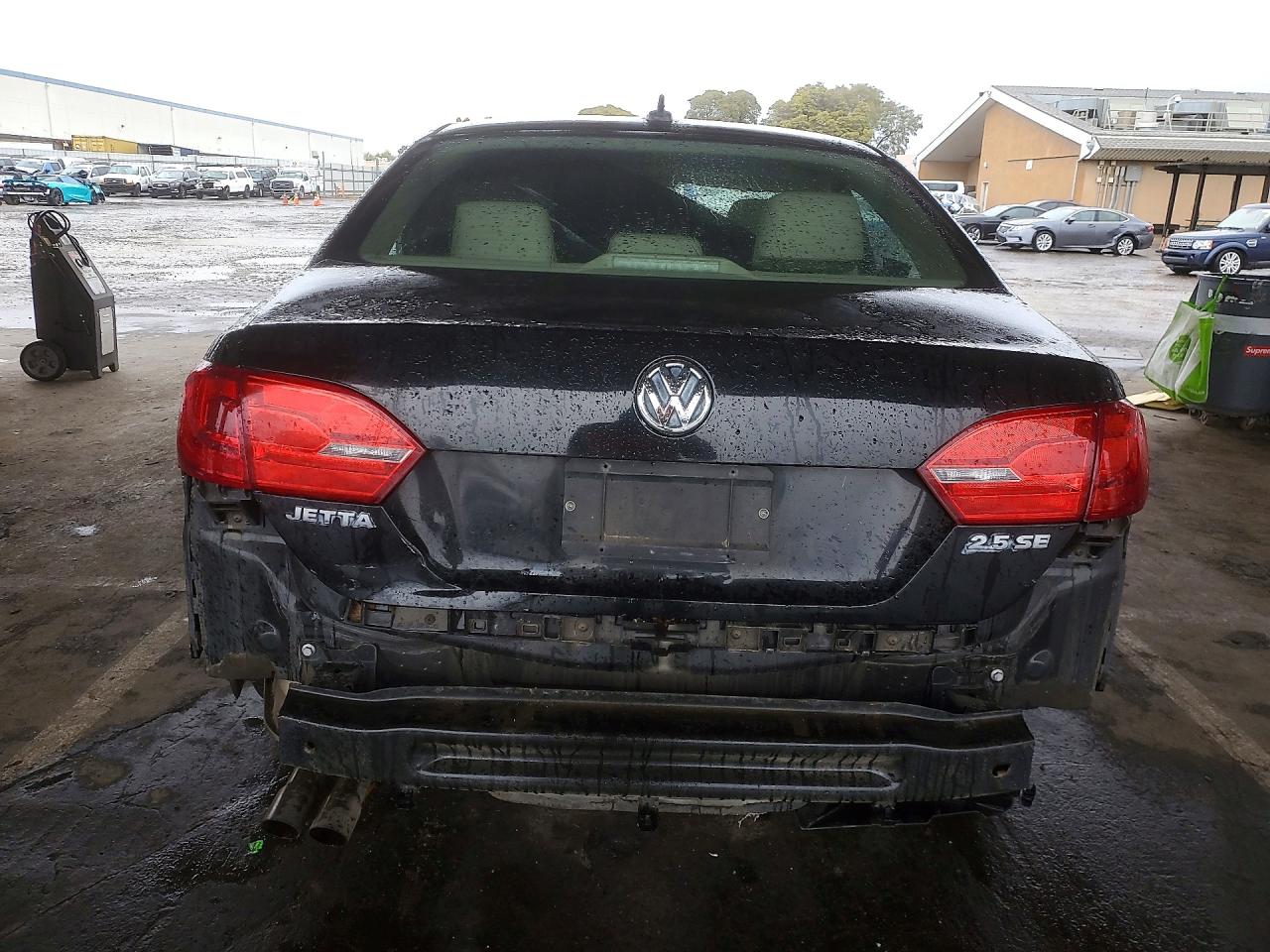 2012 VOLKSWAGEN JETTA SE photo 11