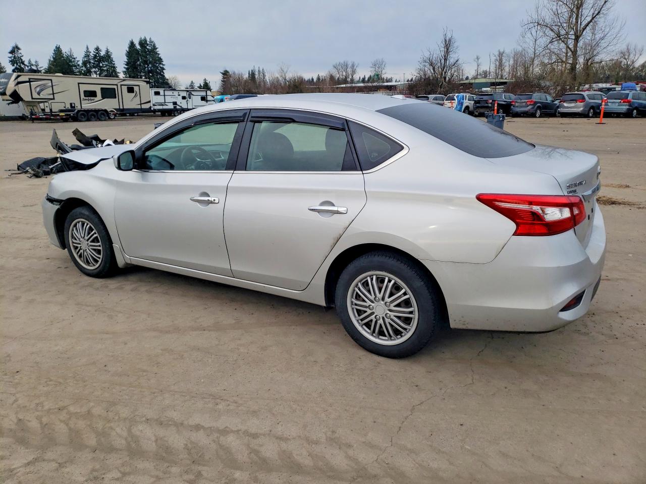 2016 NISSAN SENTRA S photo 2