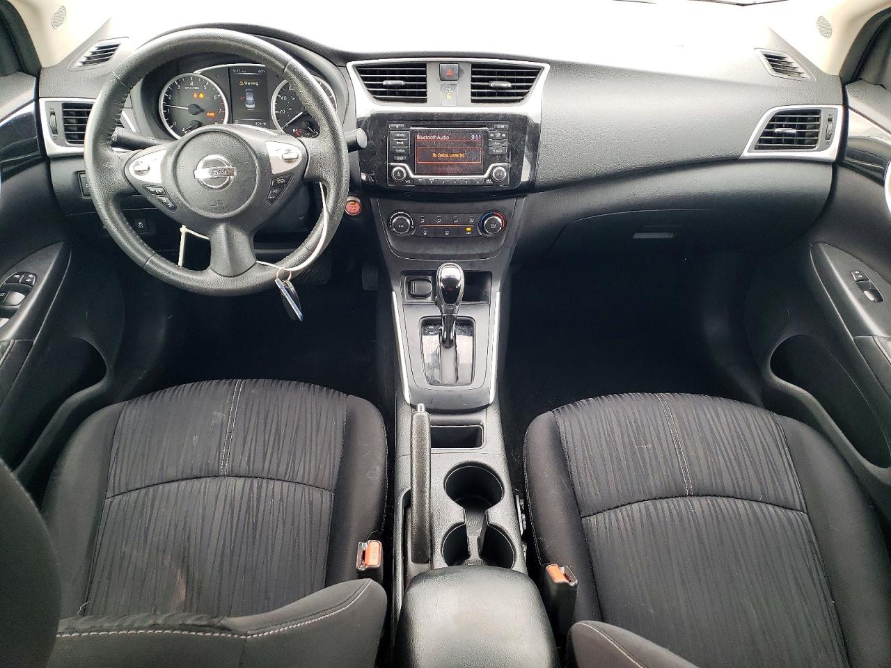 2016 NISSAN SENTRA S photo 8