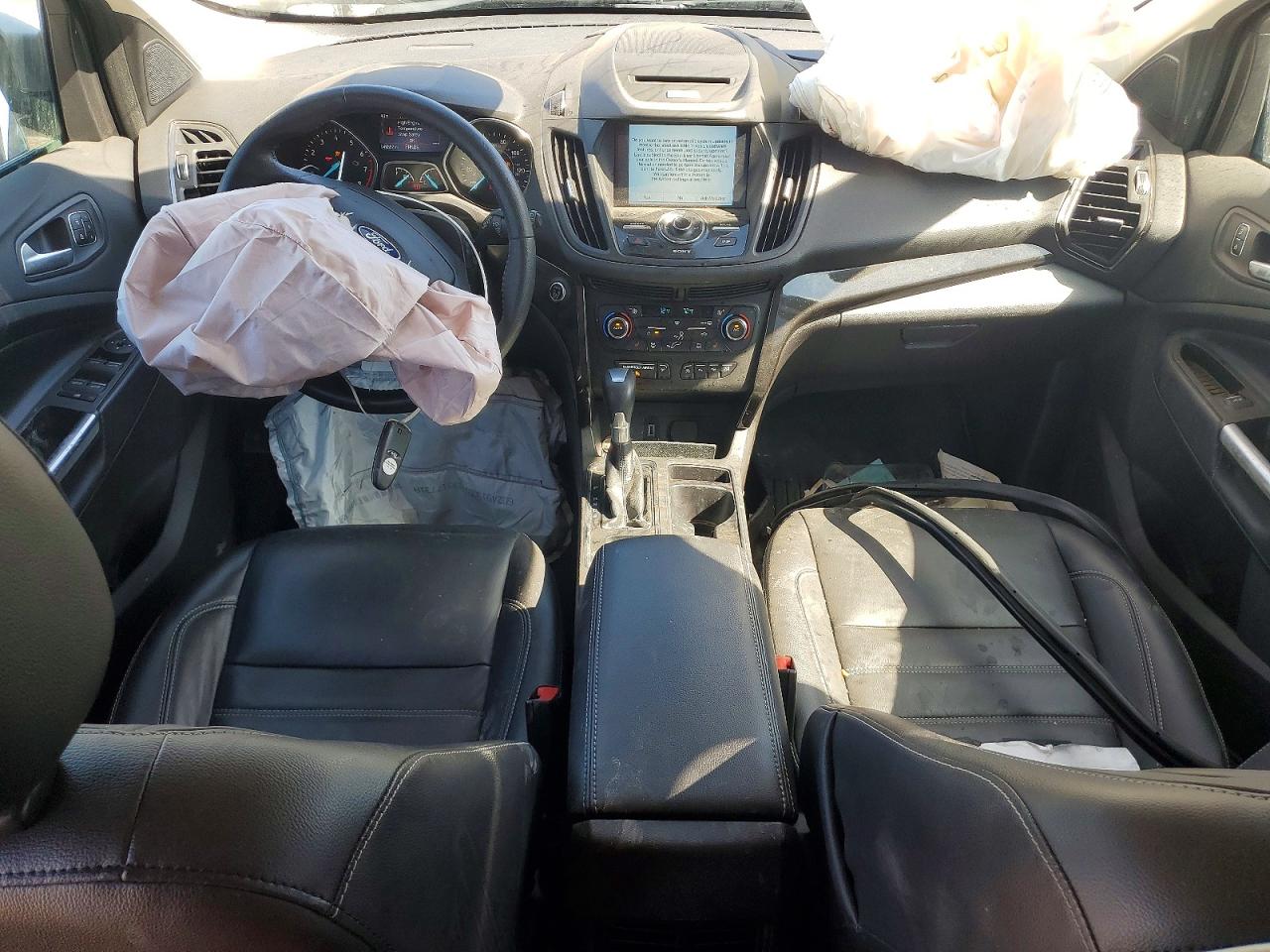 2017 FORD ESCAPE TITANIUM photo 22