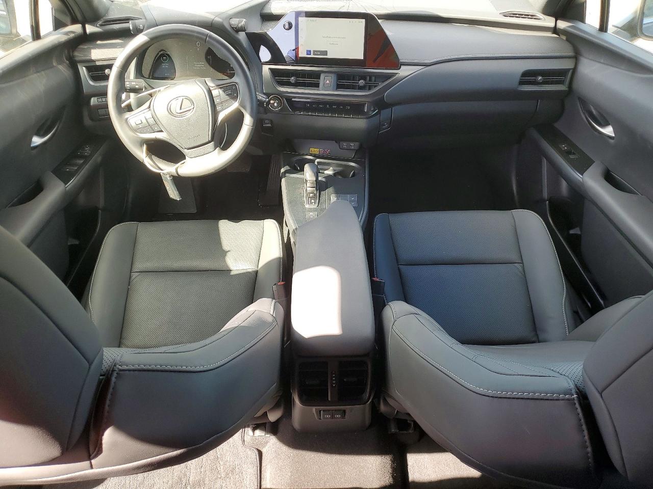 2025 LEXUS UX 300H BASE photo 8