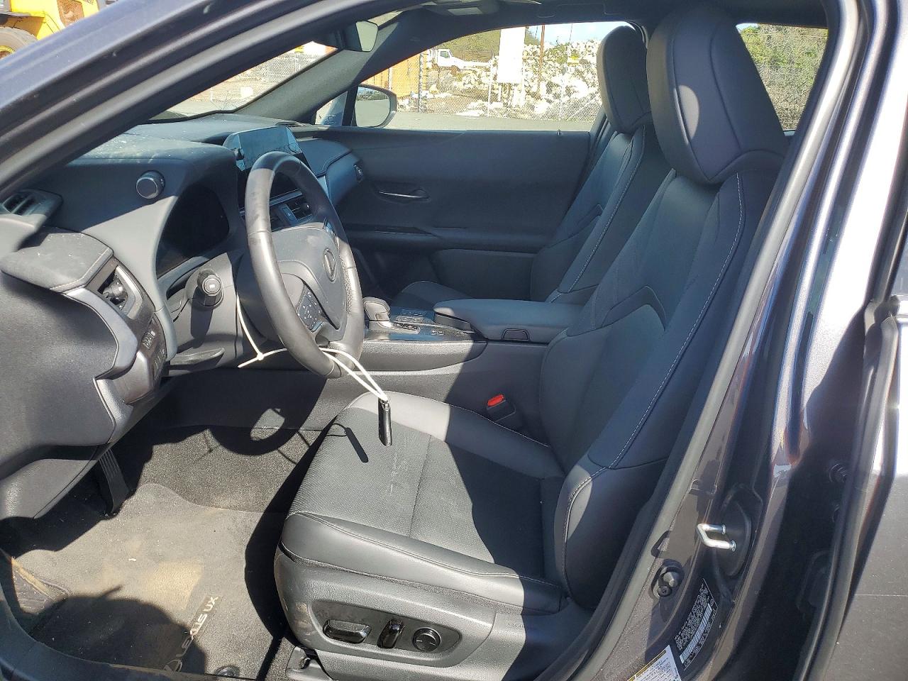 2025 LEXUS UX 300H BASE photo 7
