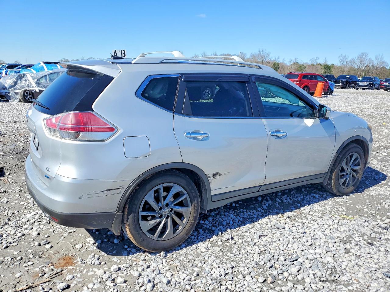 2014 NISSAN ROGUE S photo 5