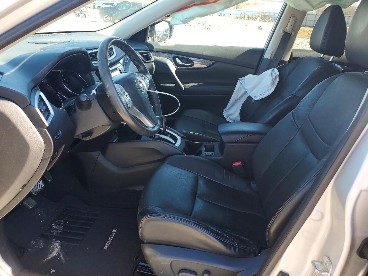 2014 NISSAN ROGUE S photo 13