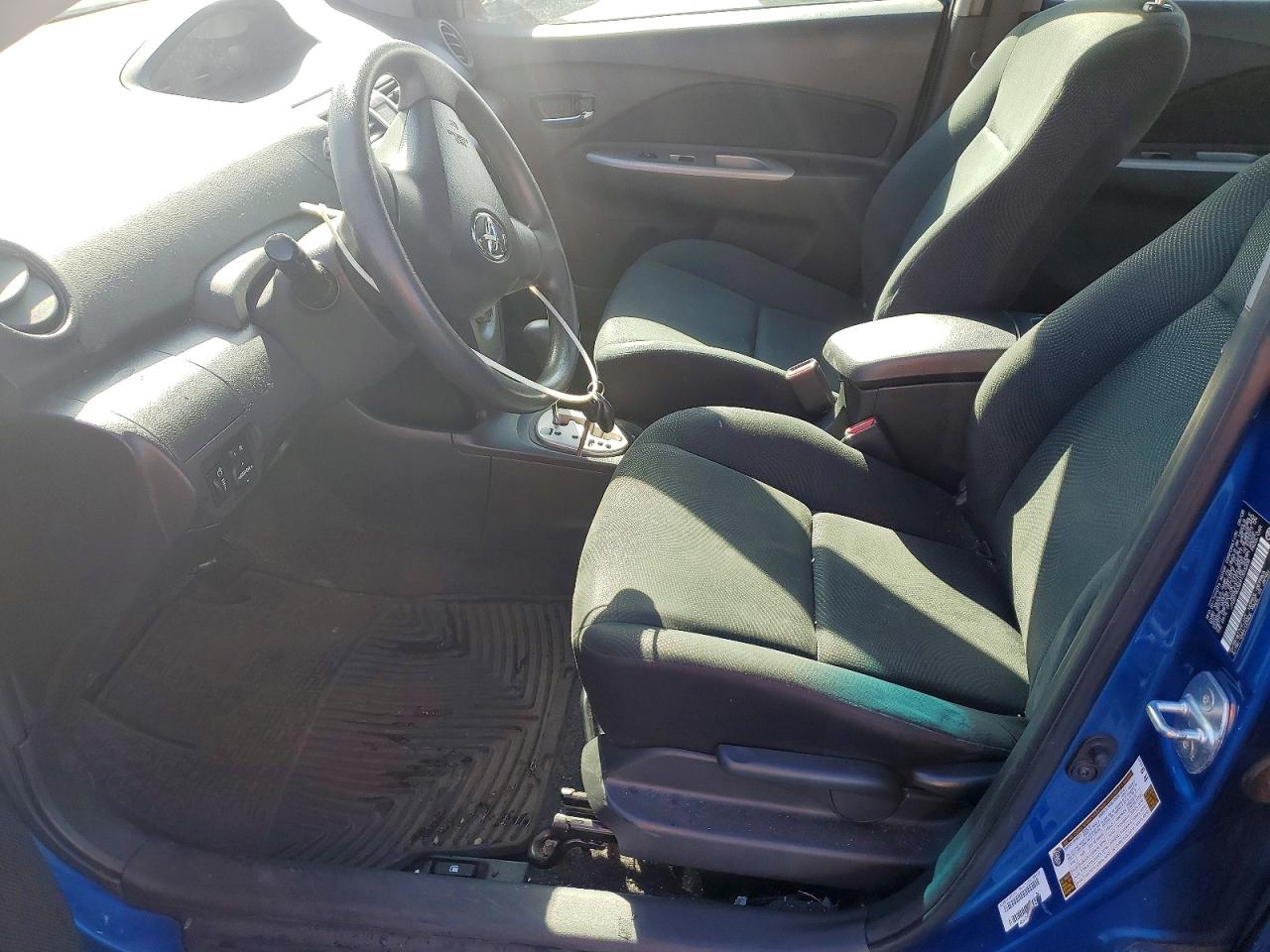 2009 TOYOTA YARIS photo 13