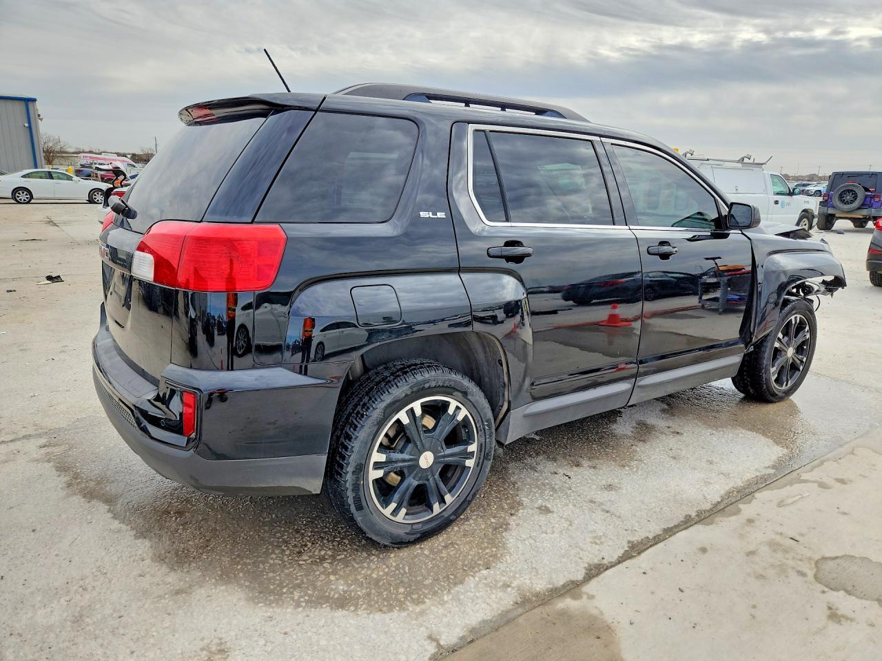2017 GMC TERRAIN SLE photo 7