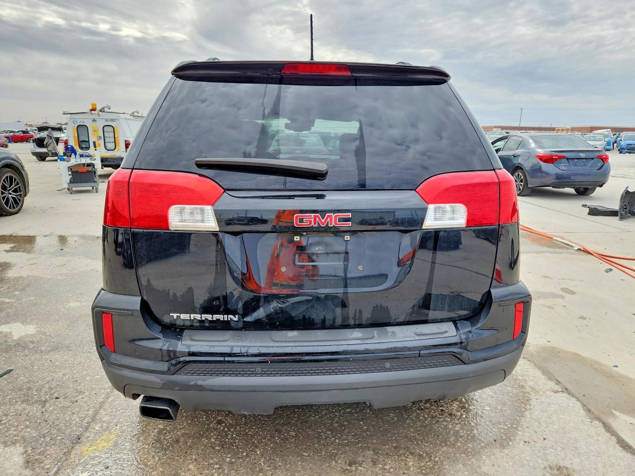 2017 GMC TERRAIN SLE photo 16