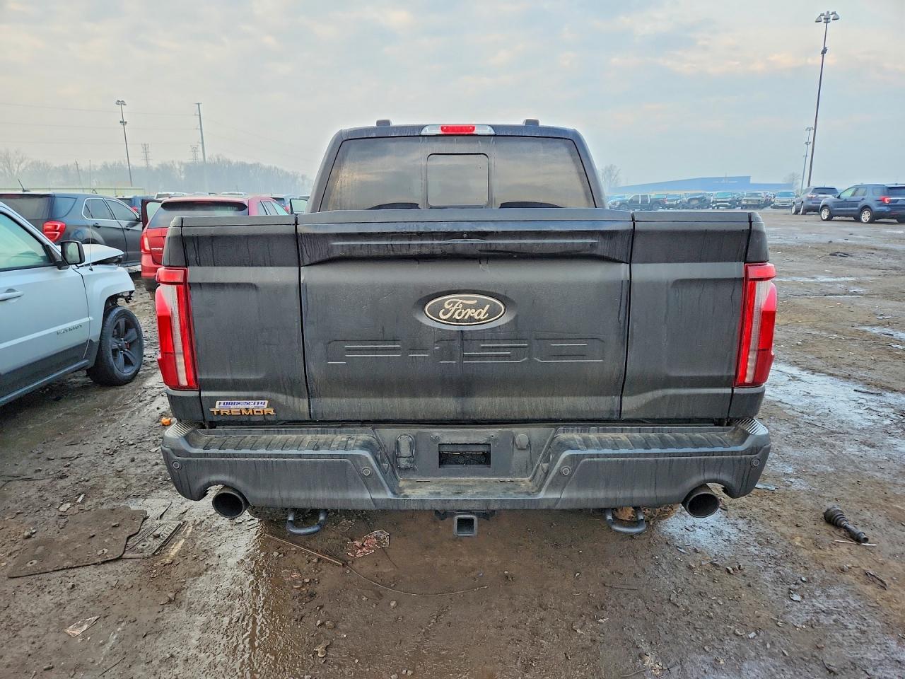 2024 FORD F150 TREMOR photo 6