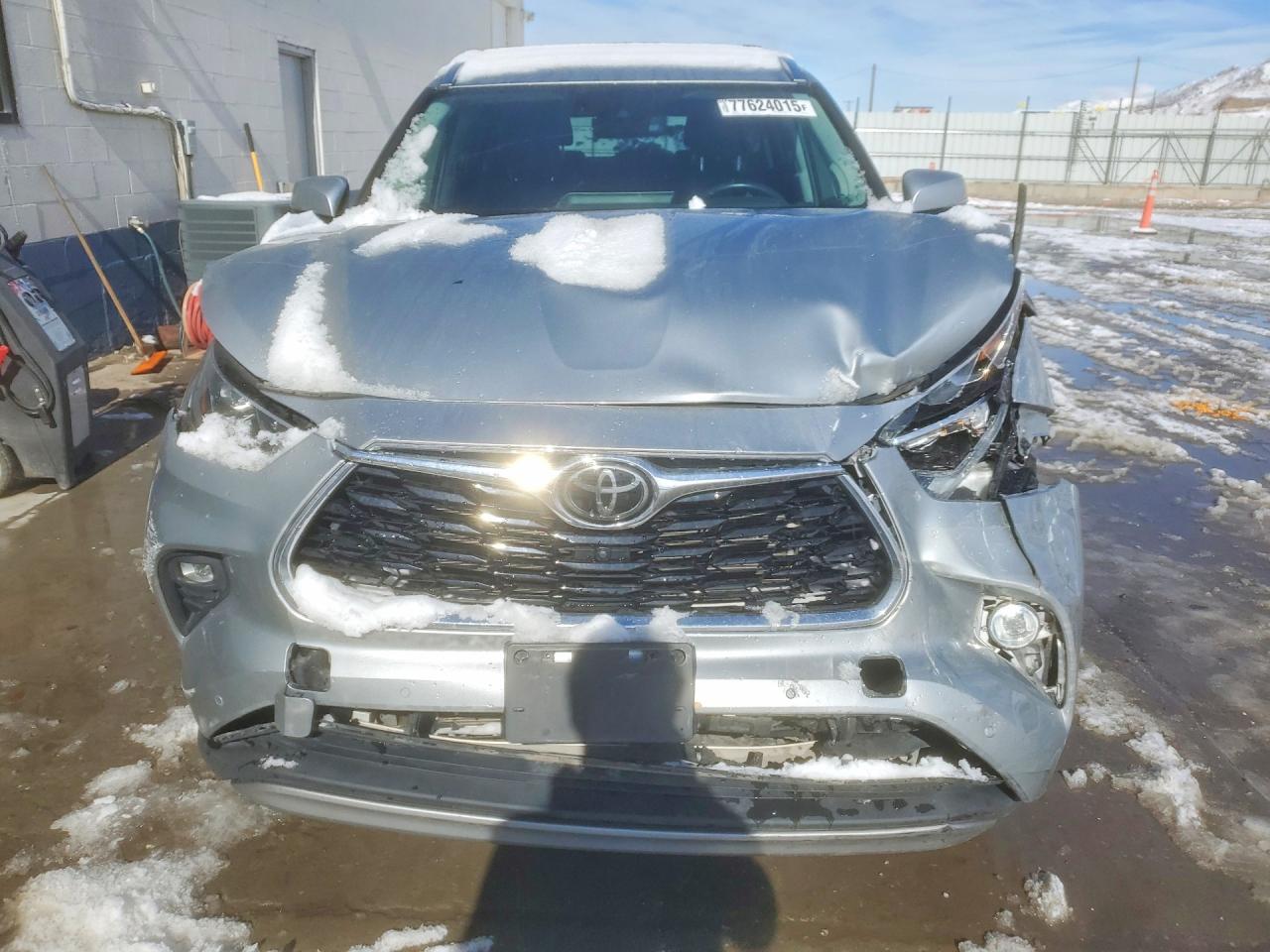 2021 TOYOTA HIGHLANDER PLATINUM photo 9