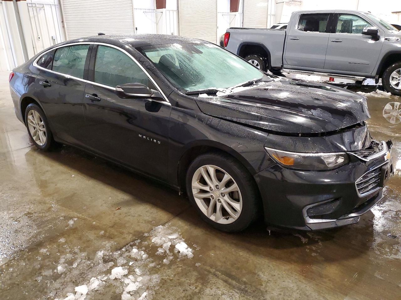 2017 CHEVROLET MALIBU LT photo 10
