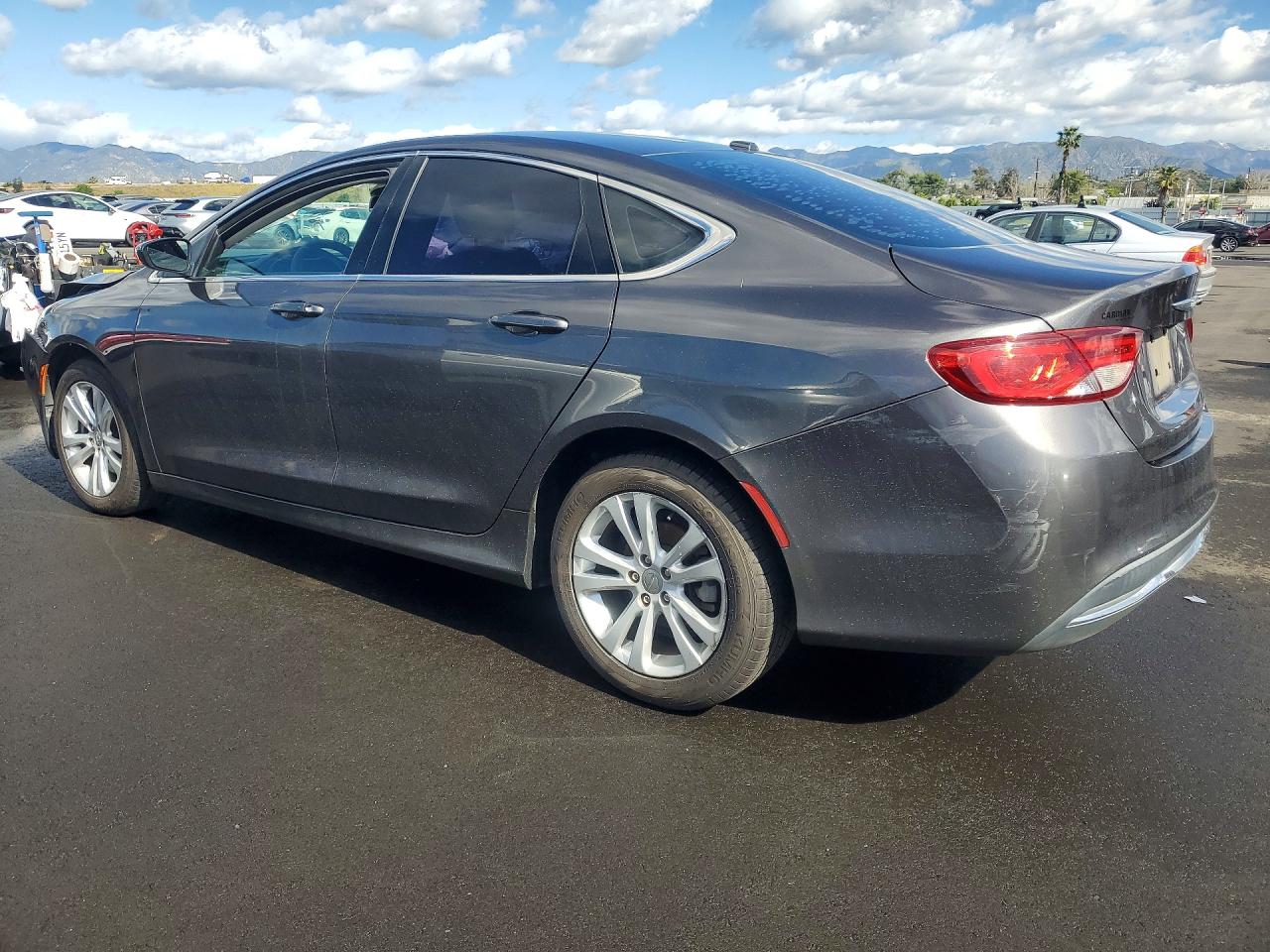 2015 CHRYSLER 200 LIMITED photo 4