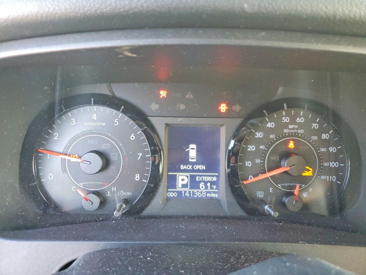 2017 TOYOTA SIENNA LE 8-PASSENGER photo 9