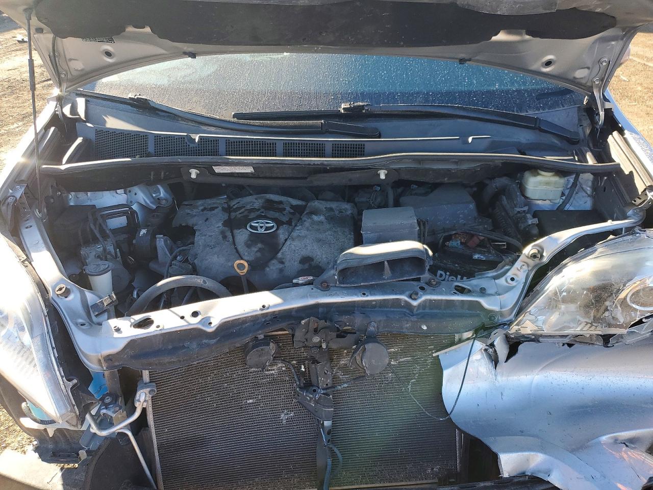 2017 TOYOTA SIENNA LE 8-PASSENGER photo 12