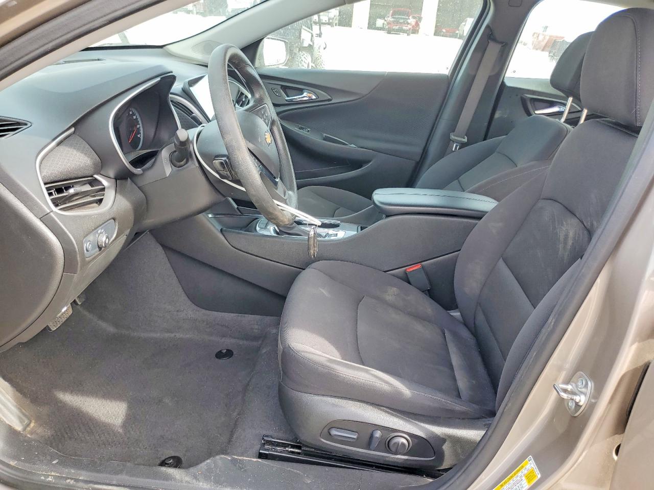 2024 CHEVROLET MALIBU LT photo 19