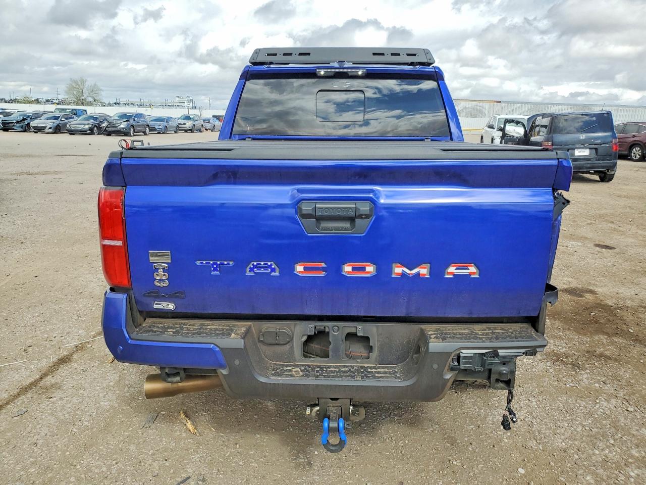 2024 TOYOTA TACOMA TRD OFF-ROAD photo 6