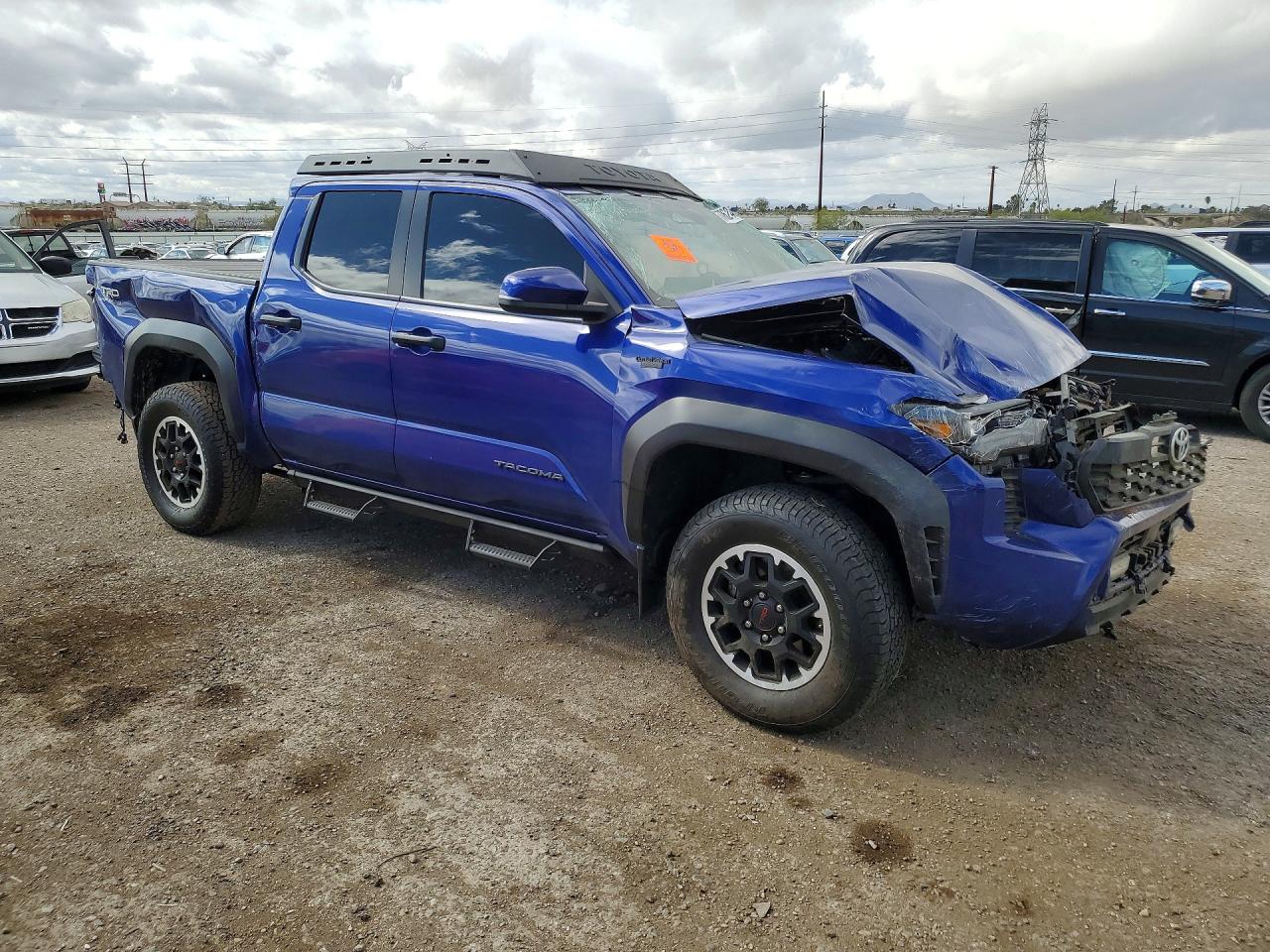 2024 TOYOTA TACOMA TRD OFF-ROAD photo 4