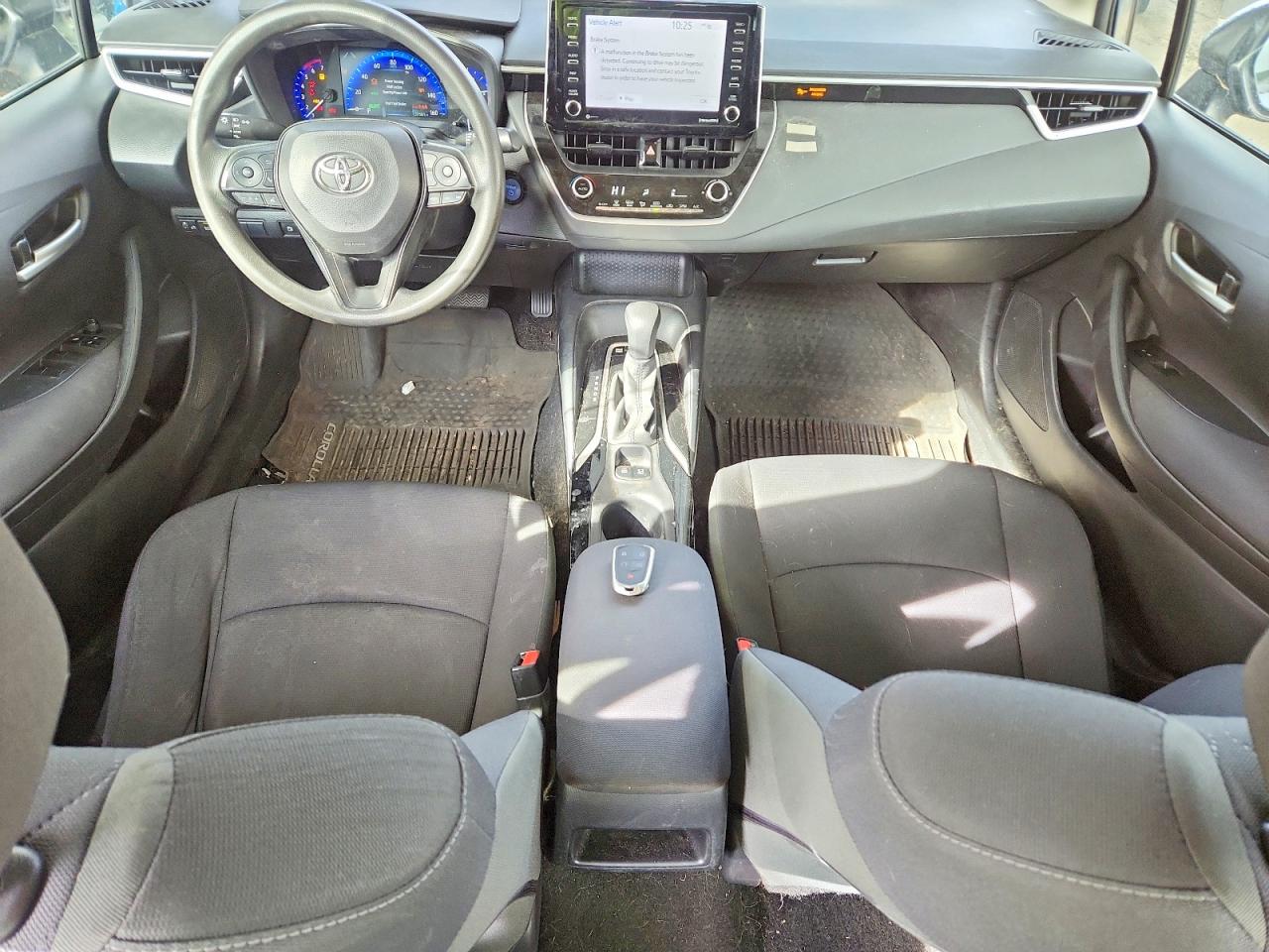 2021 TOYOTA COROLLA LE photo 15