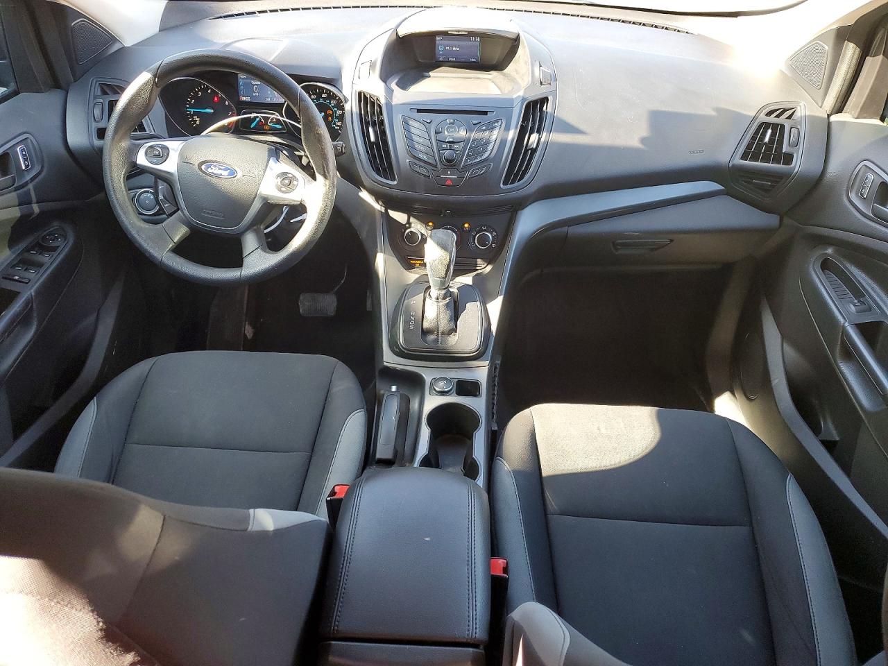 2015 FORD ESCAPE S photo 29