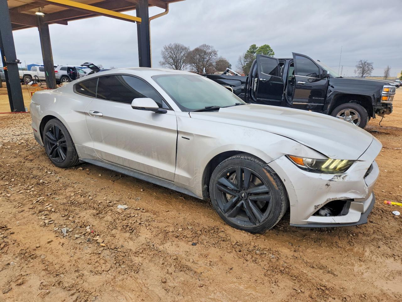 2015 FORD MUSTANG photo 4